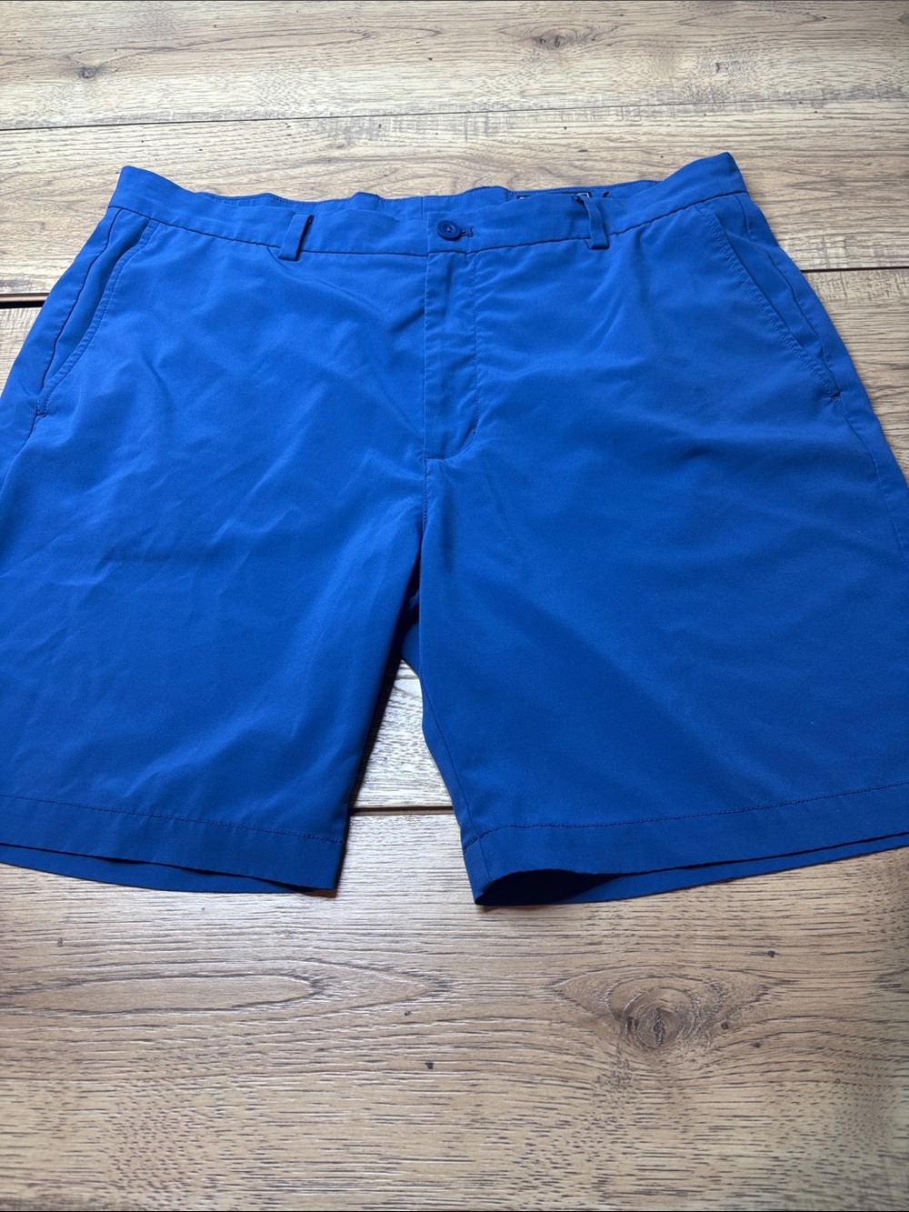 Men’s Vineyard Vines Royal Blue Flat-Front Performance Shorts Size 38